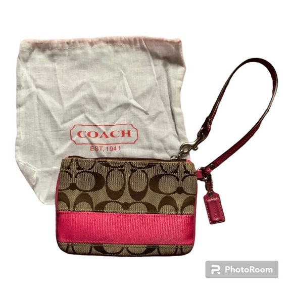 Coach signature wristlet - Picture 3 of 3